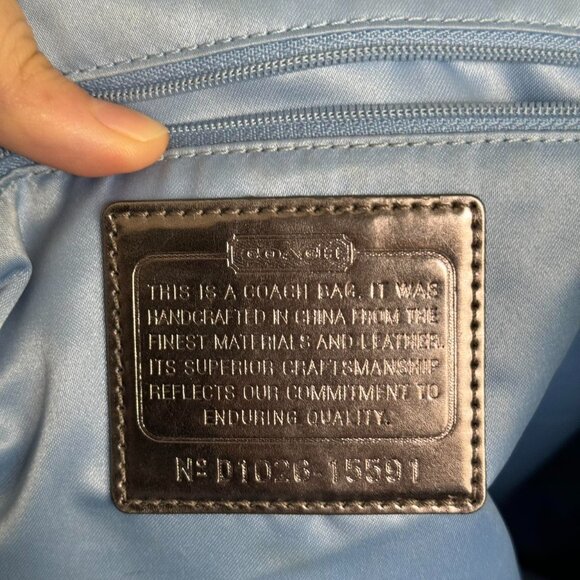 ROSIE----RARE Coach Poppy Tote - Picture 4 of 5